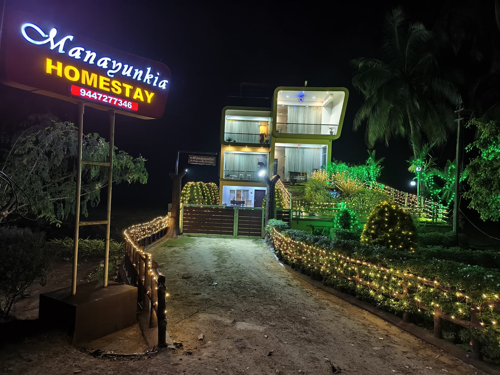 Manayunkia after dark.